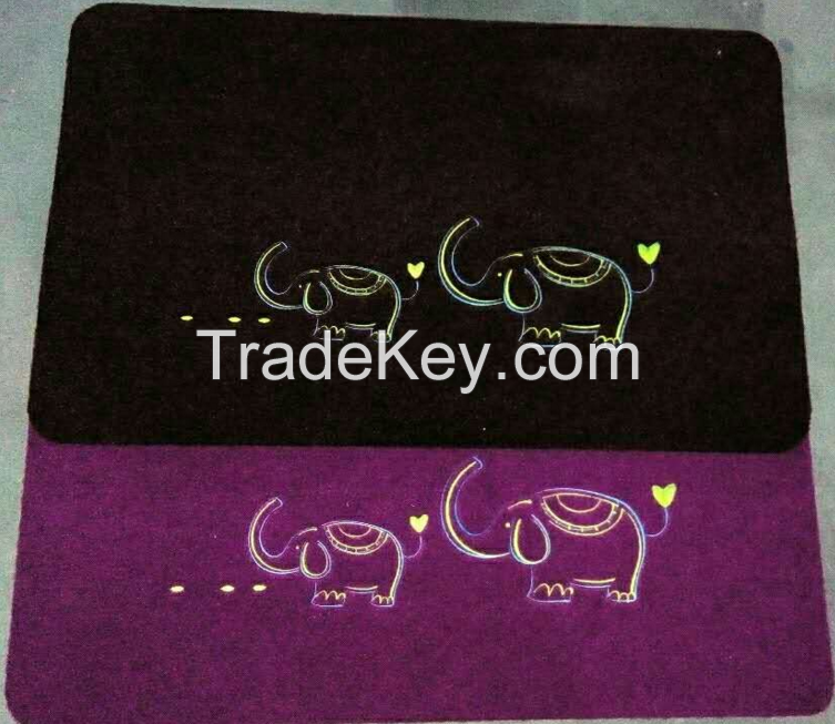 High quality lovely  colorful embroidery carpets mat rug with TPR backing