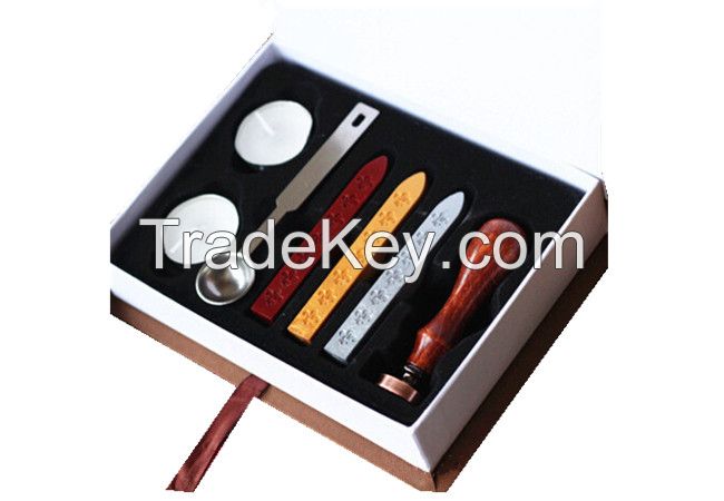 Roman Letter Sealing Wax Stamp Set for Gift 1 sealing Wax Stamp Head 1 wooden Handle 1 spoon