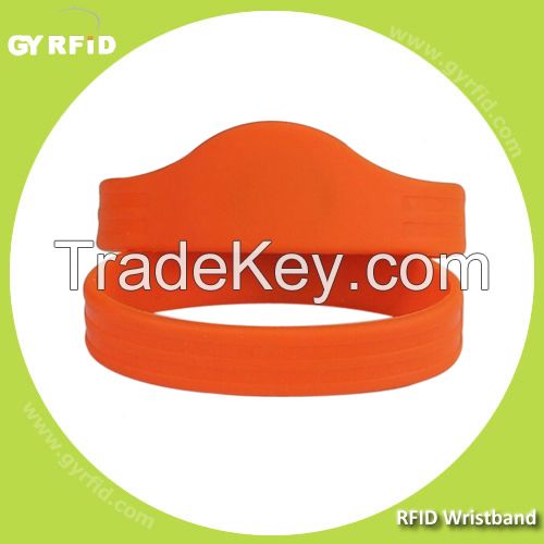WRS11 new shape ISO14443A NFC silicon Wristbands(GYRFID)