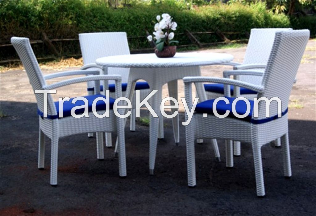 Synthetic Rattan Dining Set