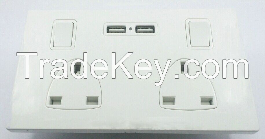 wall socket with USB charger