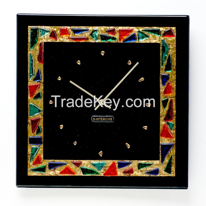 Wall clock made of glass with the addition of gold S-Interiors Antonio Complimento 1