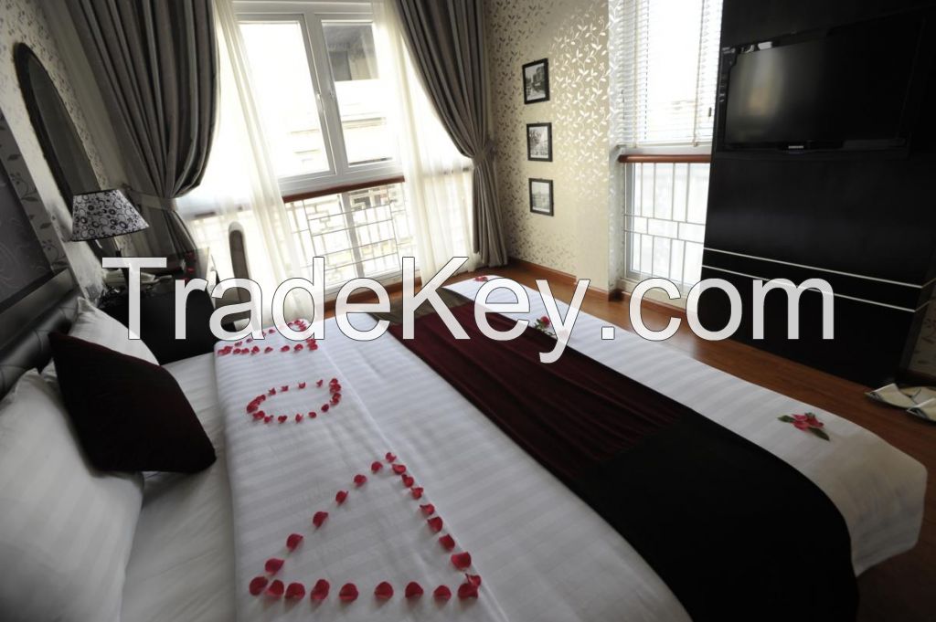 Deluxe city view room in Hanoi Victory Hotel - 45 USD/night