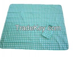 BOLIN NONWOVEN PICNIC RUG