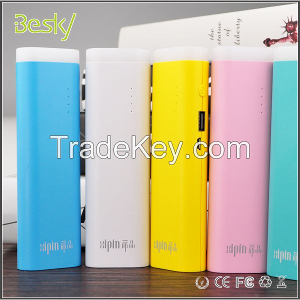 2015 new fasion flashlight power bank 7800mah for mobile phones