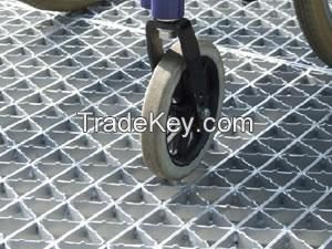 Anti-slip steel grating