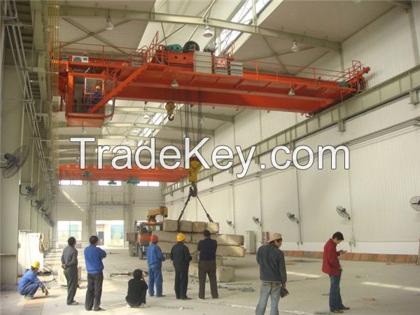 Competitive Price and Convenient QD Model Double Girder Overhead Crane