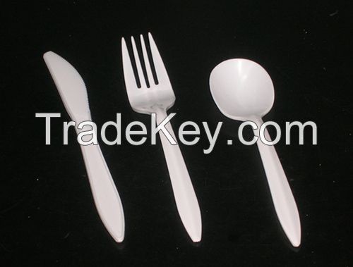 Plastic cutlery