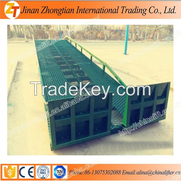 Mobile portable yard ramp loading ramp used for container warehouse