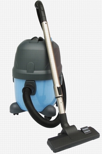 wet and dry / water filtration vacuum cleaner