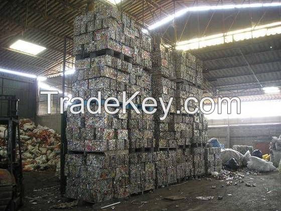Crushed aluminium scrap cans