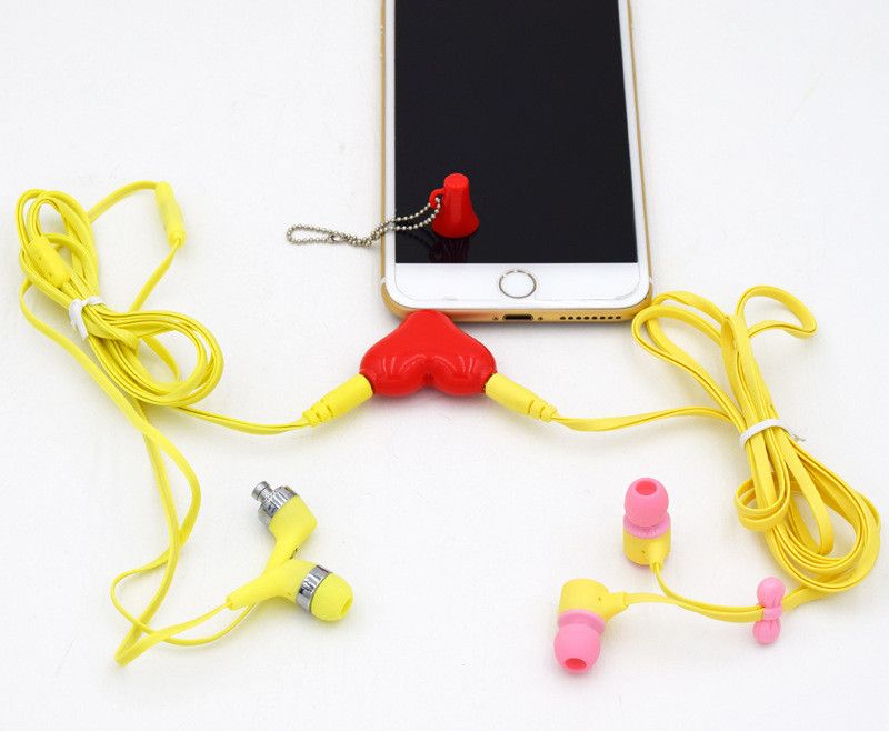 Heart-shaped 3.5mm Jack Aux Audio Cable Earphone Music Share Splitter for iPhone iPad iPod MP3 MP4 Media Player