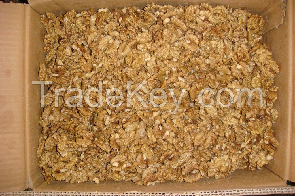 Walnut Kernels