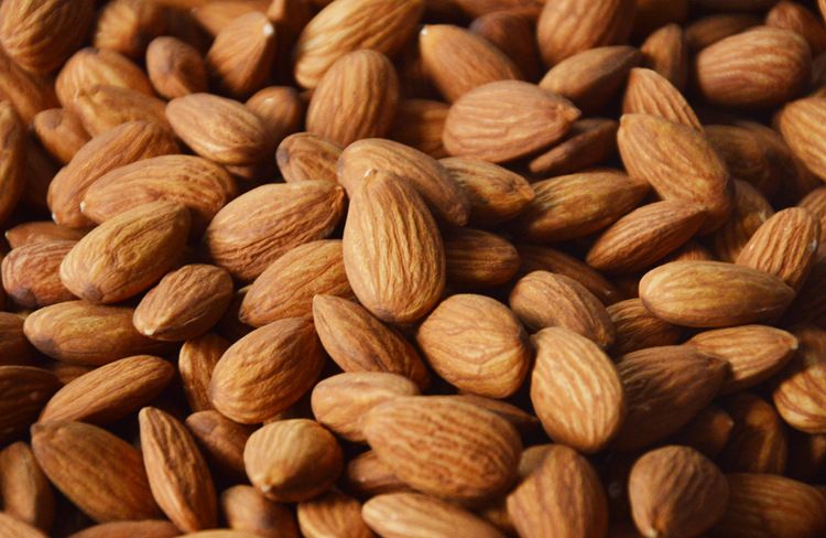 High Grade Almond Nuts, Sweet Almond kernels, Bitter almond kernels For Sale