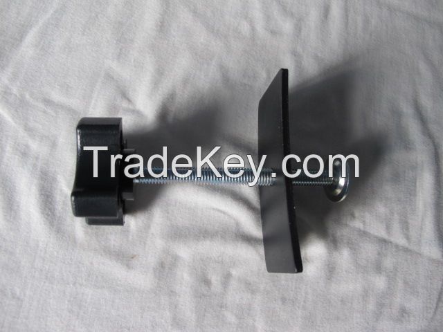 disc brake pad spreader