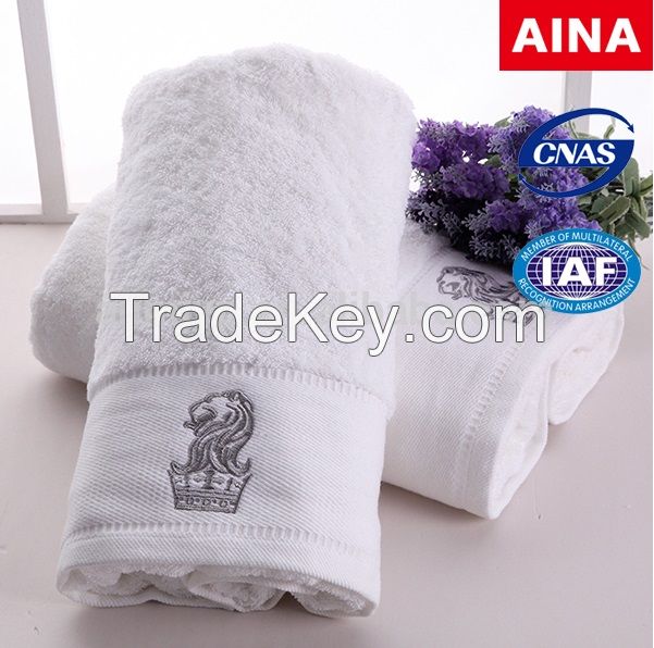 Ivy Embroider Towel 