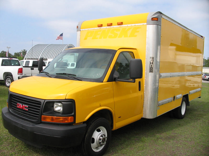 2004 GMC SAVANA HIGH CUBE VAN