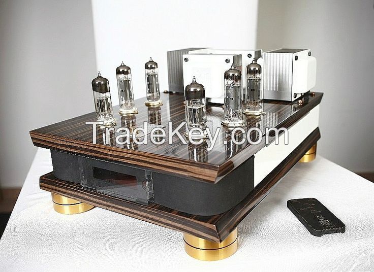 Eryk S Concept RED KING stereo tube amplifier