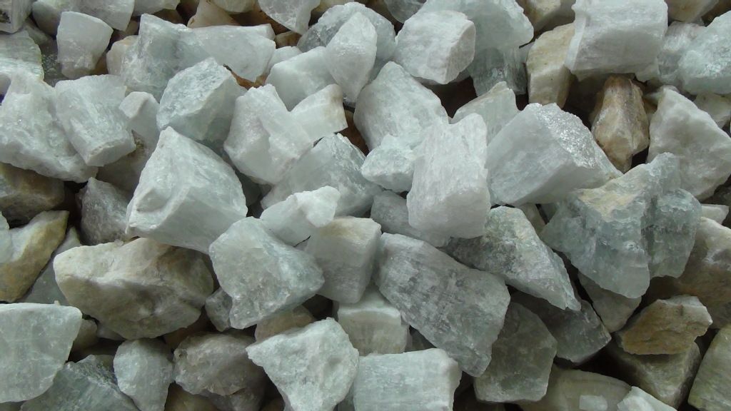 Factory Supply High Quality Fluorite Rough Stone