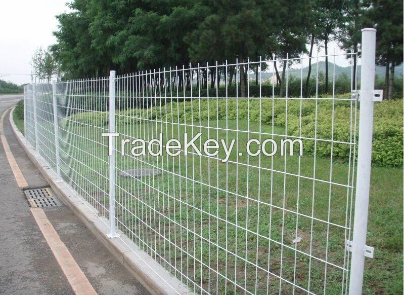 Economical Bilateral Wire Mesh Fence