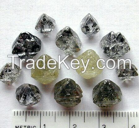 ROUGH and uncut diamonds