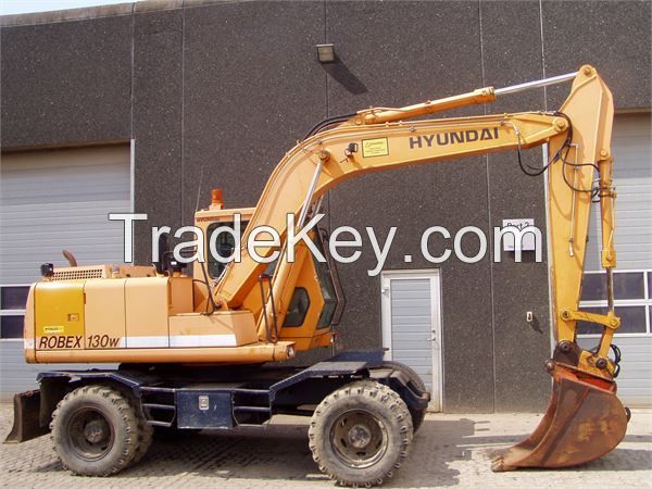 Used Wheel Excavator for sale Hyundai R130W-5 Excavator