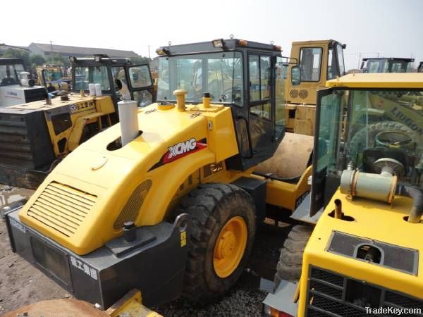 Second hand XCMG Road Roller, XS222J