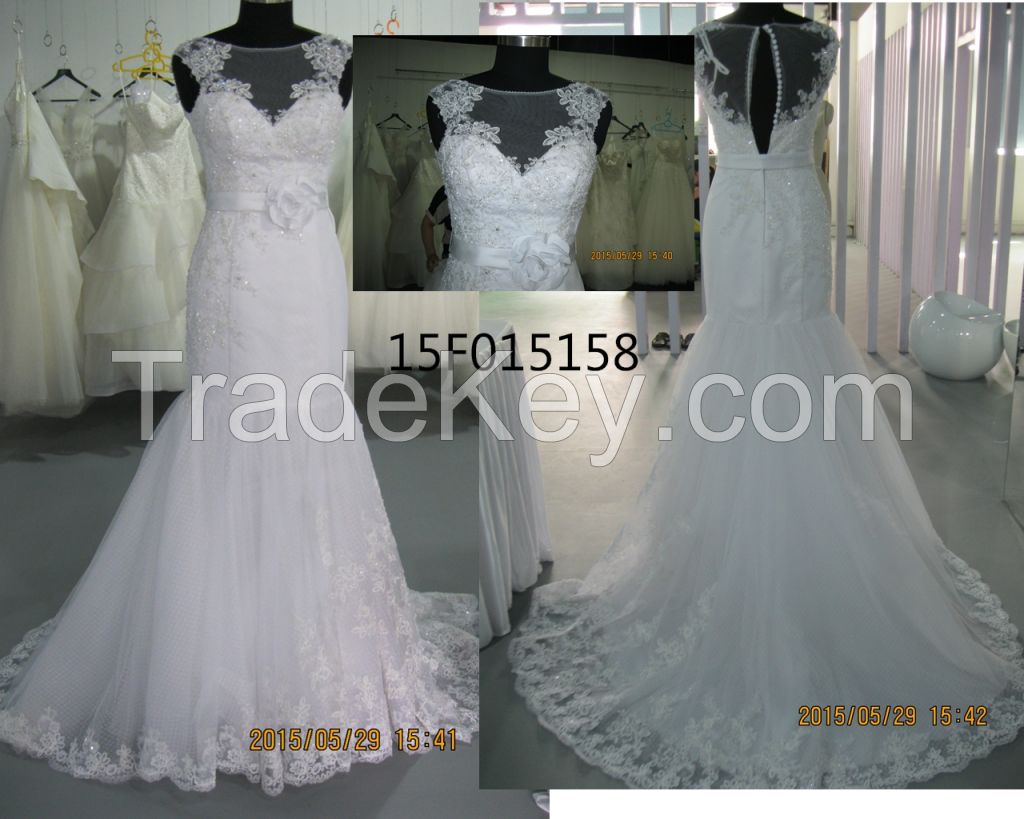 15F015158 lace gown