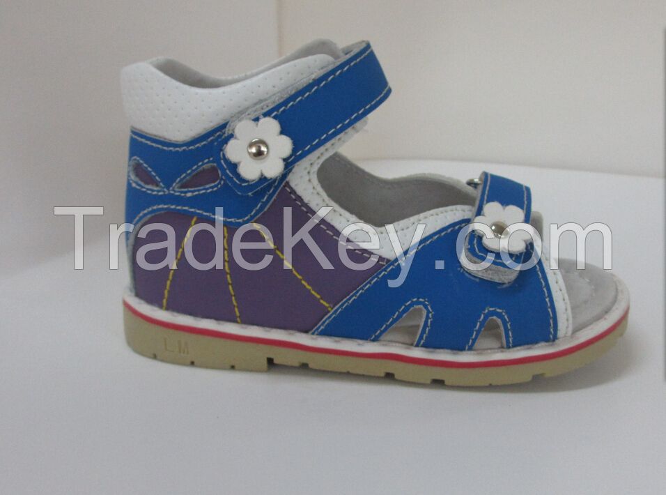 Wholesale price for 2015 new style children orthopedic shoe