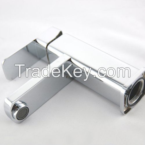 Modern Style Single Handle Brass Body Basin Faucet