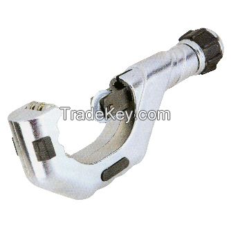 Roller type tube cutter