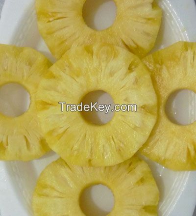 FRESH AND FROZEN PINEAPPLE