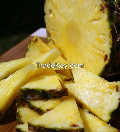 FRESH AND FROZEN PINEAPPLE