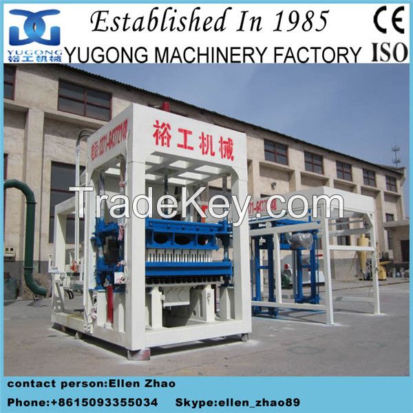 Yugong semi auto brick making machine in Africa, popular in india fly ash brick machine