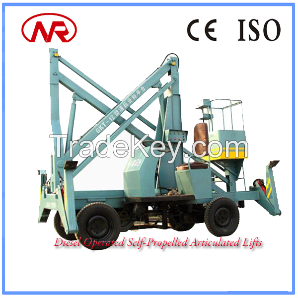 Diesel engine self-propelled articulated telescopic boom lift