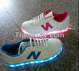 wholesale cheap colorful LED casual shoes