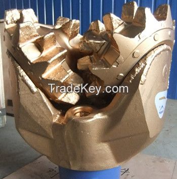 API 13 1/2 inch SKG115C Steel Tooth Bit for Rotary Drilling