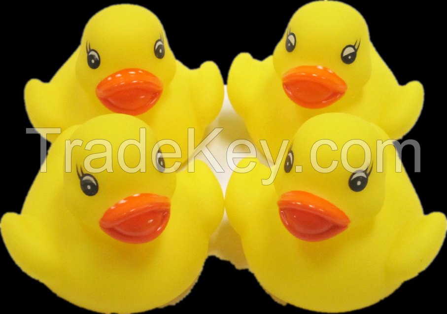 custom fashion LED rubber flashing bath duck toy