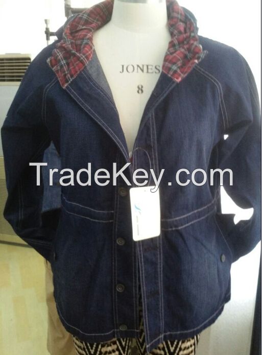 Women&#039;s Jeans coat with hood