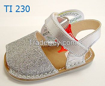 Spanish shoes. Sandals for kids