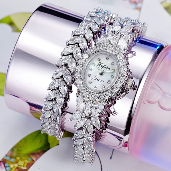 Womens watches with beautiful fashion diamond manufacturer