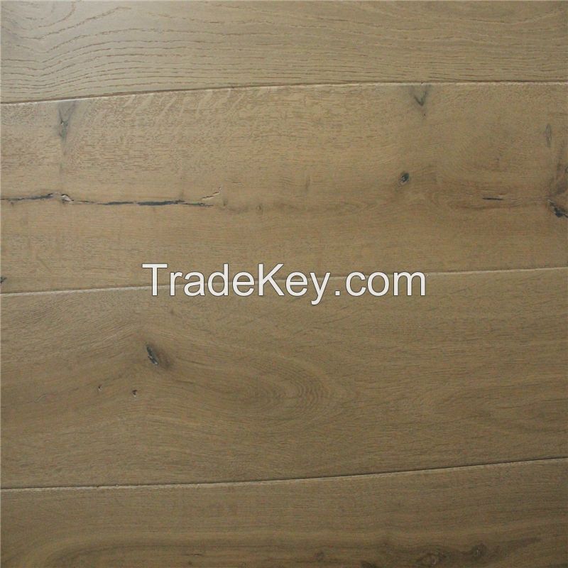 Natural Smoked Serrated European Oak Engineered wood flooring