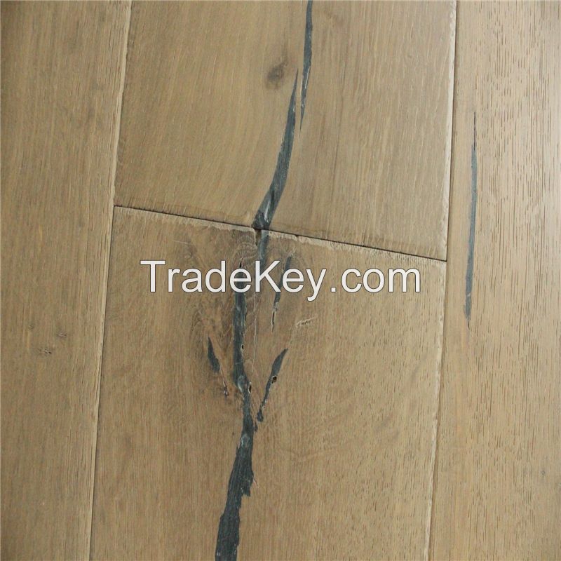 Natural Smoked Serrated European Oak Engineered wood flooring