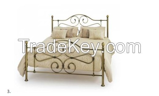 Metal double bed/ double bed with wooden batten