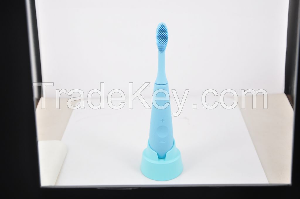 Charming look High Waterproof Rechargeable electronic toothbrushes, Silicone toothbrush safety