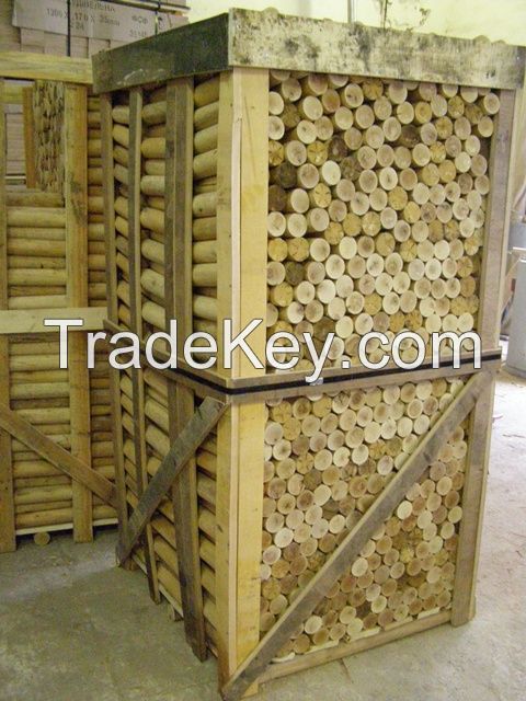 Our company sales firewood from following kinds of hardwood: oak, ash, maple, birch. Sizes of each piece are 5 â 16 sm. of width and 33 (+-3 sm.) of length. Humidity of wood is no more than 30%.