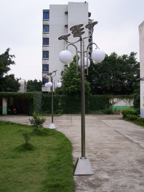 solar street  footpath light