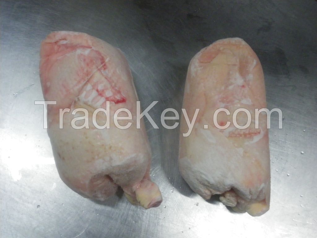 Whole frozen HALAL chicken calibrated in individual bag, packed in the carton