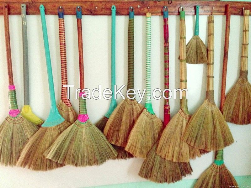 DIFFERENT STYLES AND HIGH QUALITY GRASS BROOM (Whatsapp +84 938880463)
