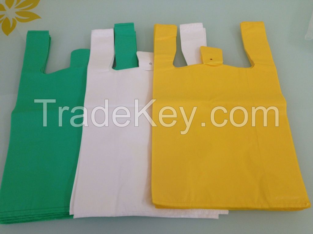 Glue spot t-shirt plastic bag Vietnam manufacturer / self open plastic bag